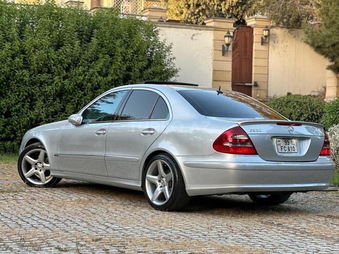 Mercedes E 320 2002, 269,100 km - 3.2 l - Bakı