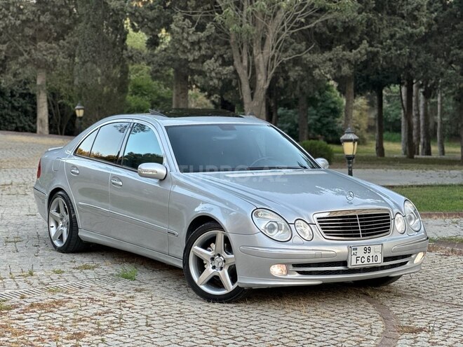 Mercedes E 320 2002, 269,100 km - 3.2 l - Bakı
