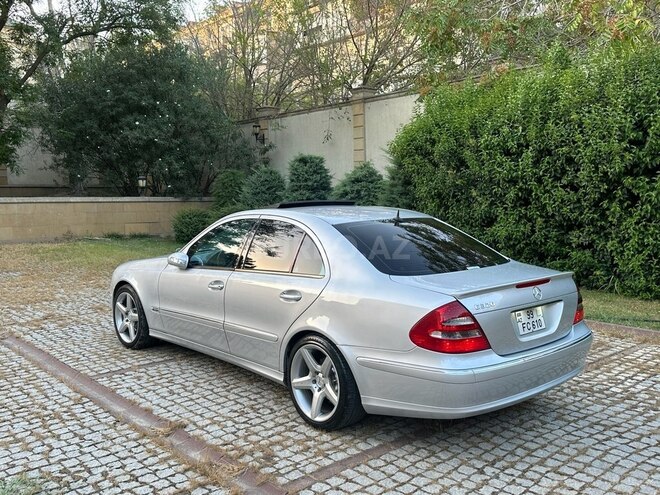 Mercedes E 320 2002, 269,100 km - 3.2 l - Bakı