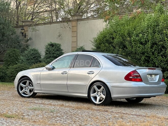 Mercedes E 320 2002, 269,100 km - 3.2 l - Bakı