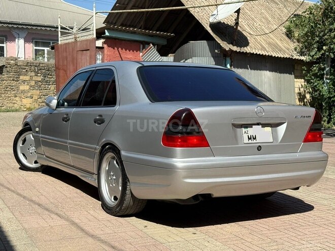 Mercedes C 240 2000, 260,000 km - 2.4 l - Masallı