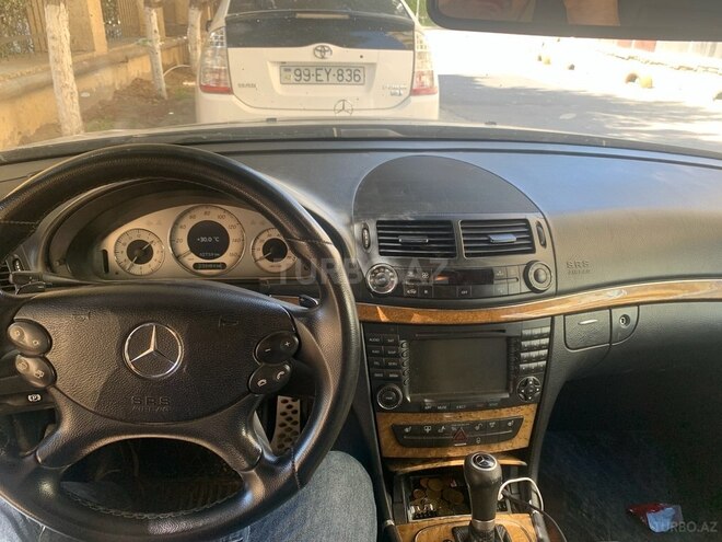 Mercedes E 350 2006, 230,000 km - 3.5 l - Bakı