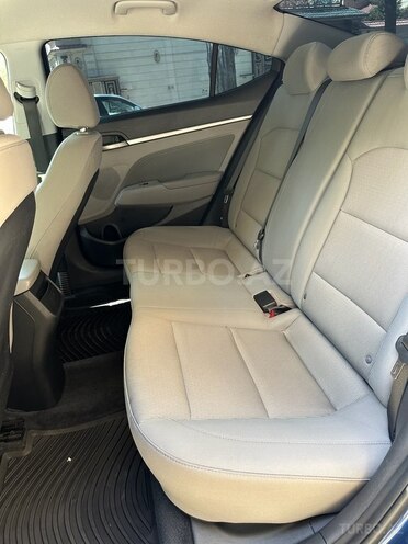 Hyundai Elantra 2017, 72,091 km - 2.0 л - Bakı
