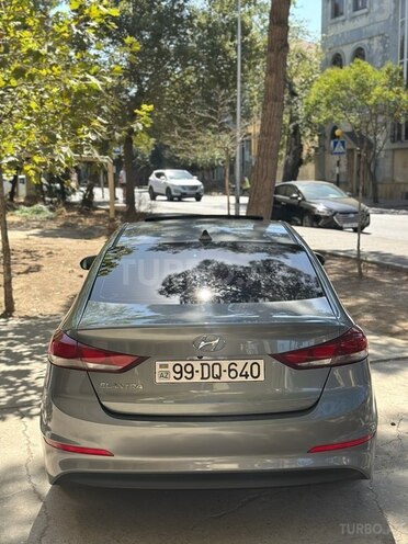 Hyundai Elantra 2016, 128,123 km - 2.0 l - Bakı