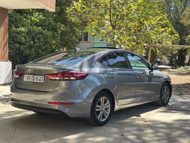 Hyundai Elantra 2016, 128,123 km - 2.0 l - Bakı
