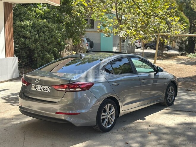Hyundai Elantra 2016, 128,123 km - 2.0 l - Bakı