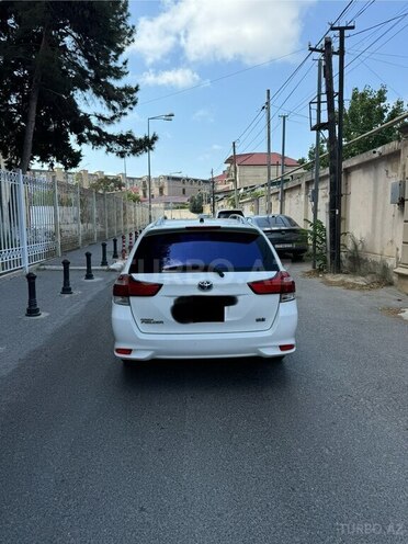 Toyota Corolla Fielder 2017, 199,000 km - 1.5 l - Bakı