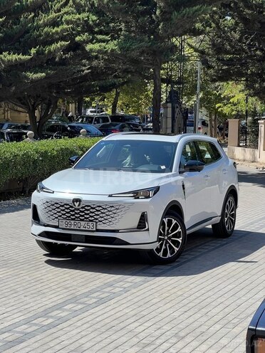 Changan CS 55 Plus 2025, 0 km - 1.5 л - Bakı