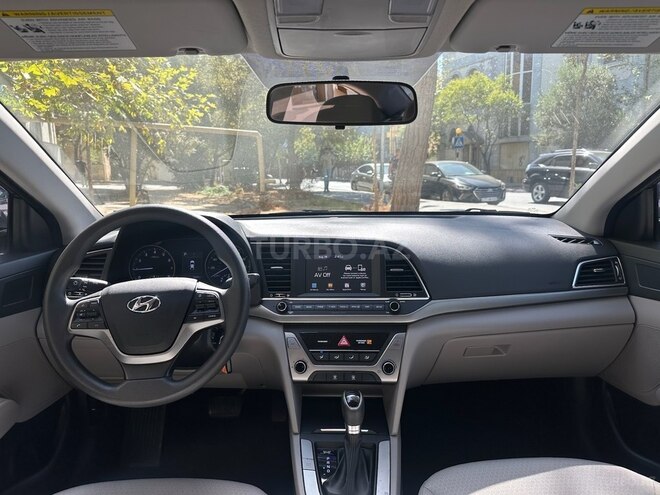 Hyundai Elantra 2017, 70,670 km - 2.0 l - Bakı
