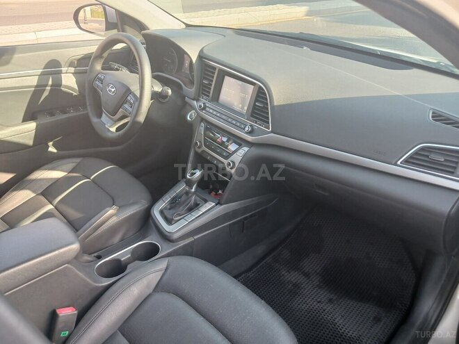 Hyundai Avante 2015, 81,000 km - 1.6 l - Bakı
