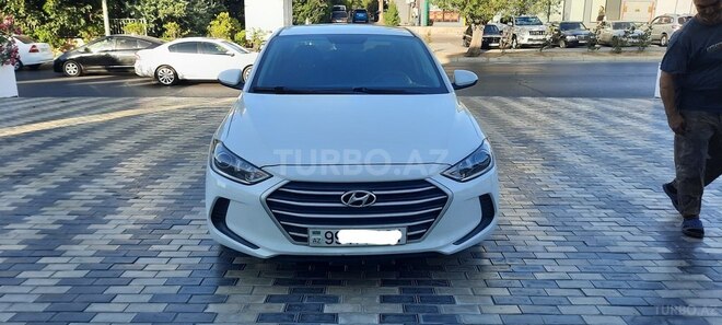 Hyundai Elantra 2018, 183,465 km - 2.0 l - Bakı