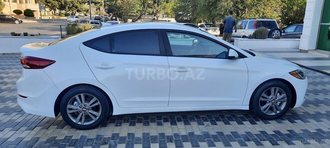 Hyundai Elantra 2018, 183,465 km - 2.0 l - Bakı