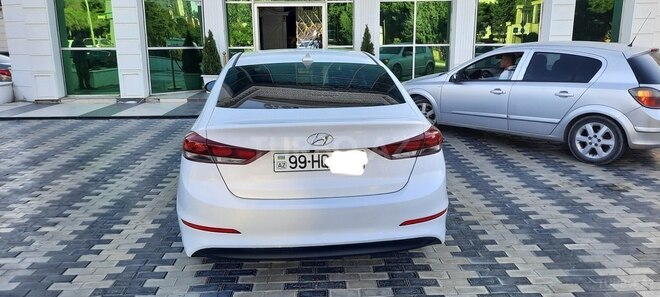Hyundai Elantra 2018, 183,465 km - 2.0 l - Bakı