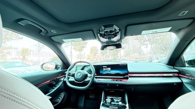BMW i5-4
