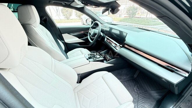 BMW i5-6