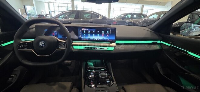 BMW i5-3