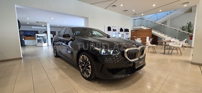 BMW i5-4