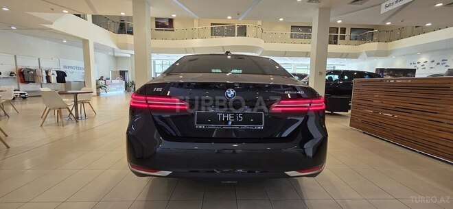 BMW i5-2