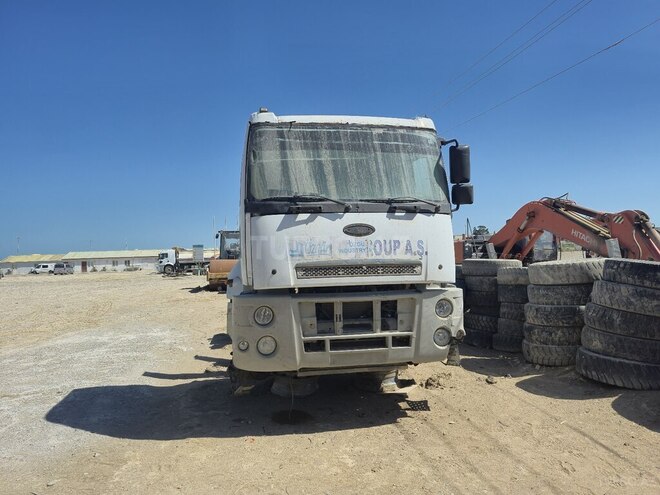Ford Cargo 2012, 300,000 km - 7.3 l - Bakı