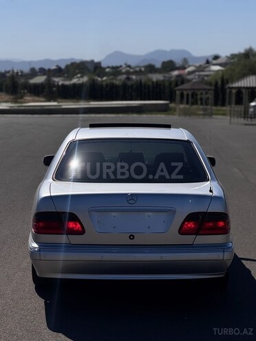Mercedes E 280 1999, 367,000 km - 2.8 l - Gəncə