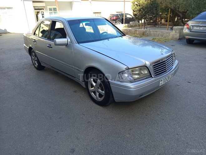 Mercedes C 220 1995, 228,000 km - 2.2 l - Bakı