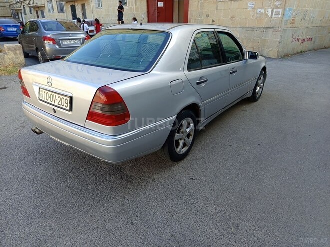 Mercedes C 220 1995, 228,000 km - 2.2 l - Bakı