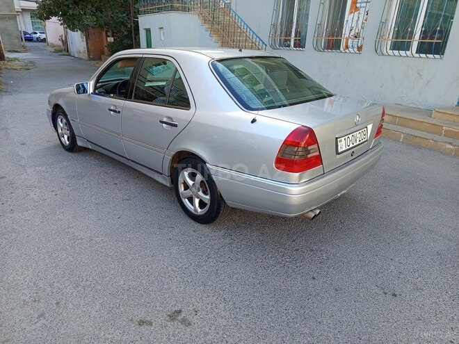 Mercedes C 220 1995, 228,000 km - 2.2 l - Bakı