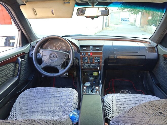 Mercedes C 220 1995, 228,000 km - 2.2 l - Bakı