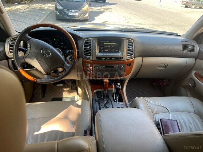 Lexus LX 470 2006, 310,000 km - 4.7 l - Gəncə