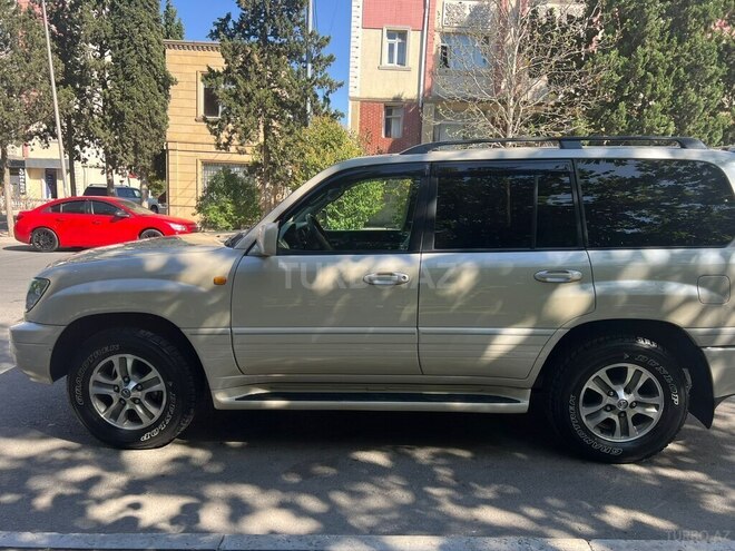 Lexus LX 470 2006, 310,000 km - 4.7 l - Gəncə