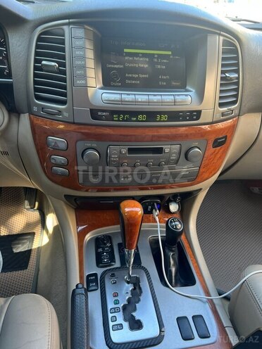Lexus LX 470 2006, 310,000 km - 4.7 l - Gəncə