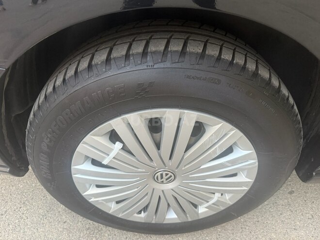 Volkswagen Polo 2019, 107,200 km - 1.6 л - Bakı