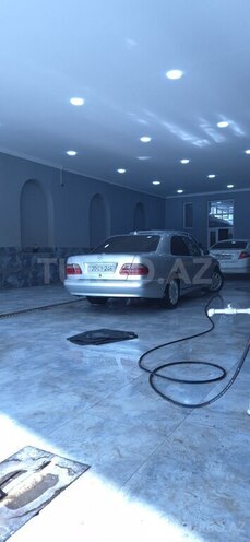 Mercedes E 240 1999, 266,437 km - 2.6 l - Gəncə