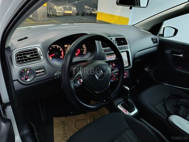 Volkswagen Polo 2019, 137,000 km - 1.6 l - Bakı