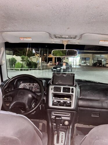 Mitsubishi Pajero io 1999, 420,000 km - 1.8 л - Bakı