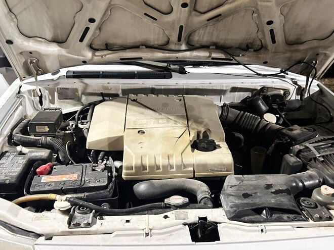 Mitsubishi Pajero io 1999, 420,000 km - 1.8 л - Bakı