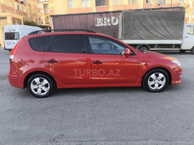 Hyundai i30 2010, 139,000 km - 1.4 l - Bakı