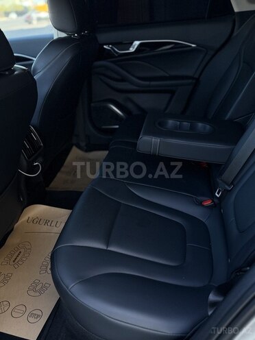 Bestune  2025, 10,000 km - 1.5 l - Bakı