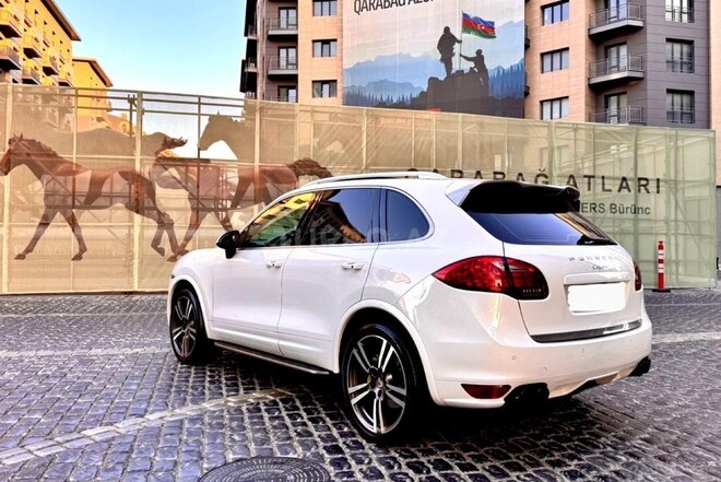 Porsche Cayenne 2014, 155,000 km - 3.6 l - Bakı