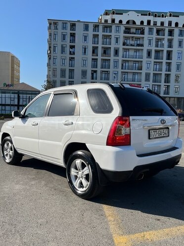 Kia Sportage 2009, 185,600 km - 2.0 l - Bakı