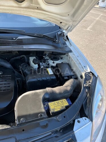 Kia Sportage 2009, 185,600 km - 2.0 l - Bakı