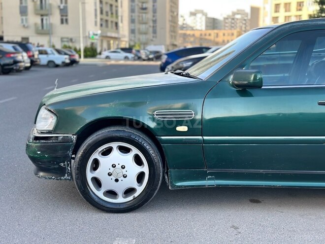 Mercedes C 280 1997, 254,044 km - 2.8 l - Bakı