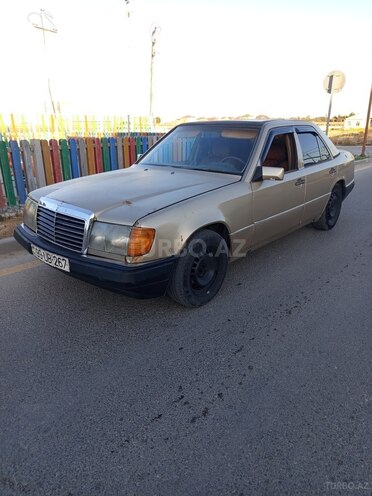 Mercedes E 230 1991, 201,122 km - 2.3 l - Bakı
