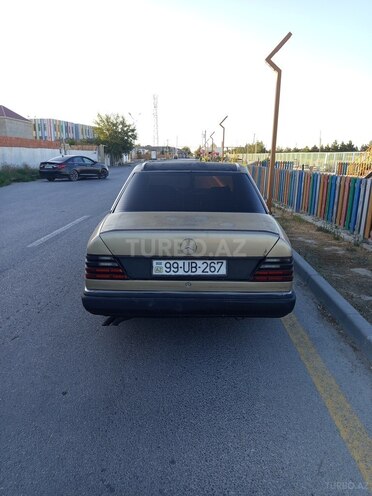 Mercedes E 230 1991, 201,122 km - 2.3 l - Bakı