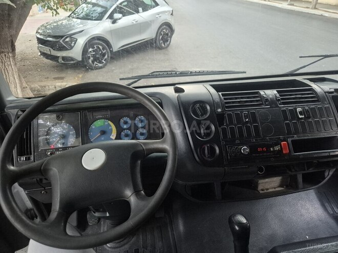 Mercedes Atego 817 2000, 894,230 km - 4.3 л - Şirvan
