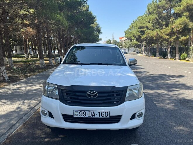 Toyota Hilux 2013, 256,000 km - 2.5 л - Bakı