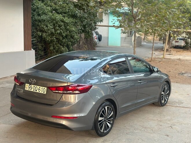 Hyundai Elantra 2017, 90,800 km - 2.0 l - Bakı