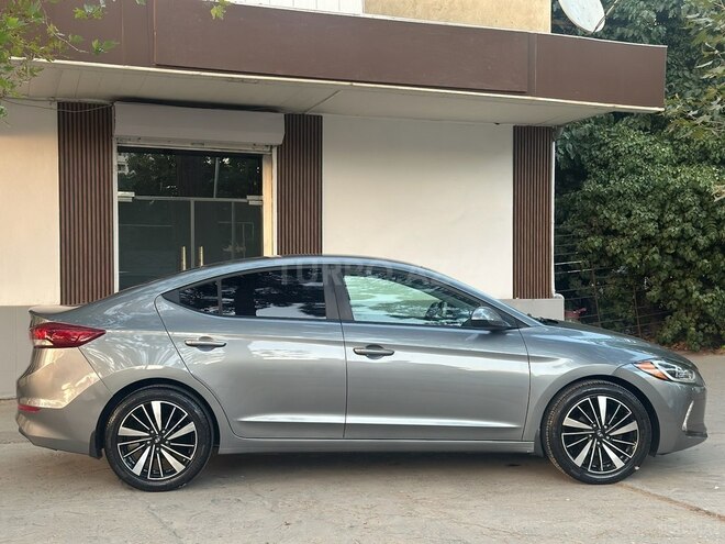 Hyundai Elantra 2017, 90,800 km - 2.0 l - Bakı