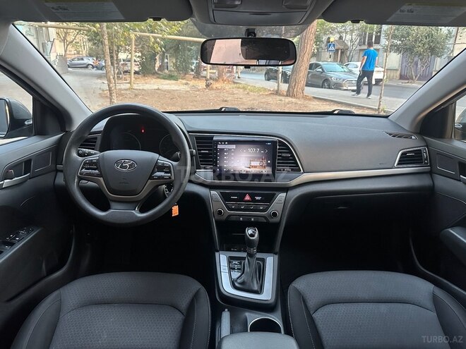 Hyundai Elantra 2017, 90,800 km - 2.0 l - Bakı