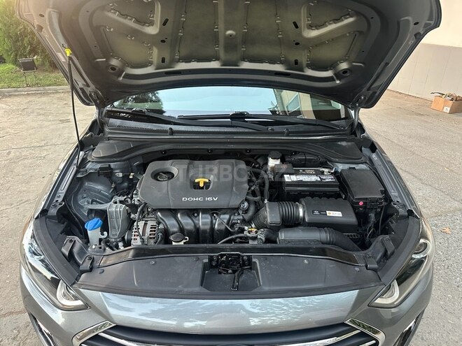 Hyundai Elantra 2017, 90,800 km - 2.0 l - Bakı
